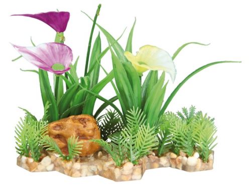 Plastová akvarijné rastlina s kvetmi, na podstavci 13 cm